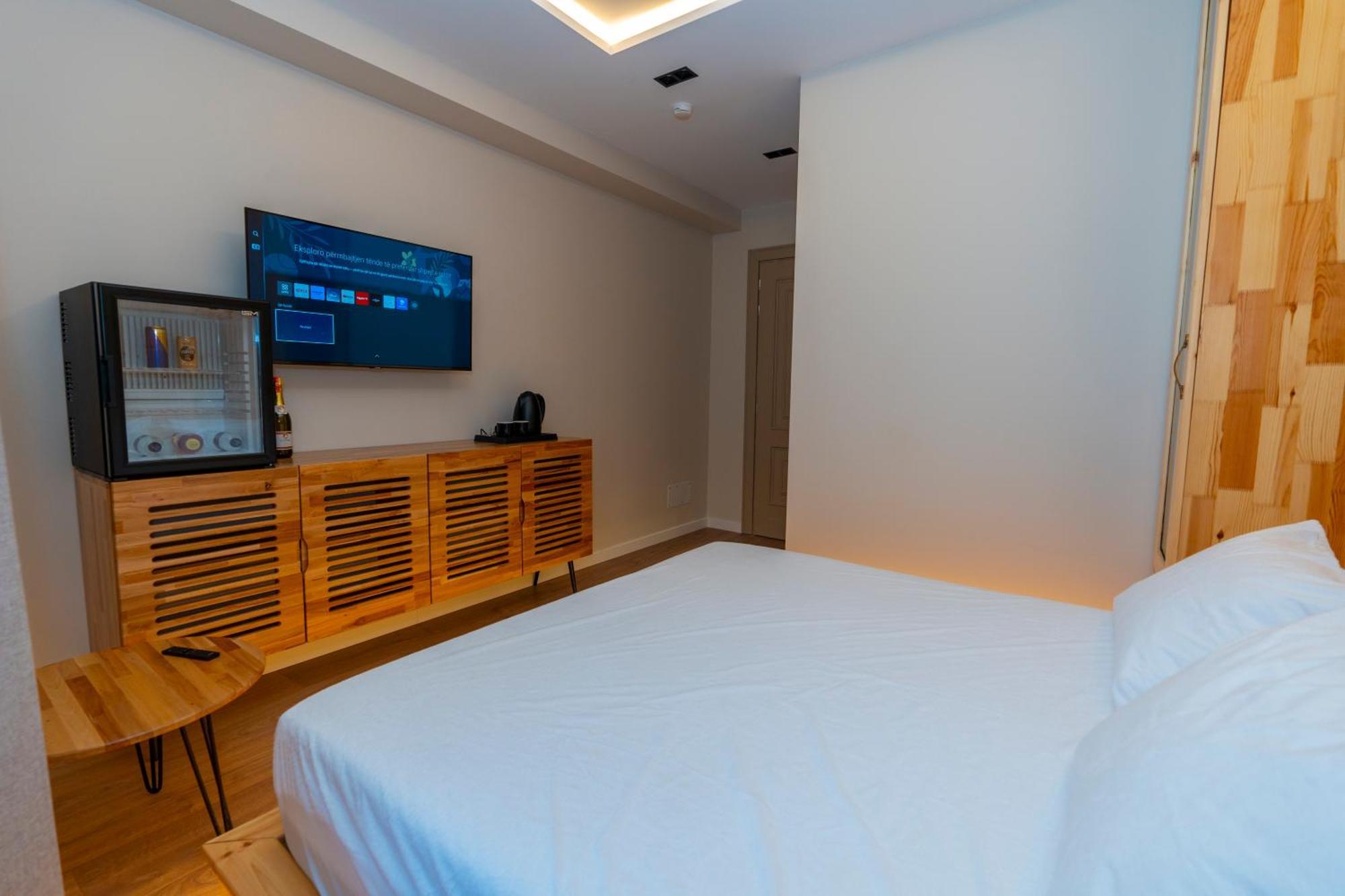 Hotel Jezerca Тети Экстерьер фото