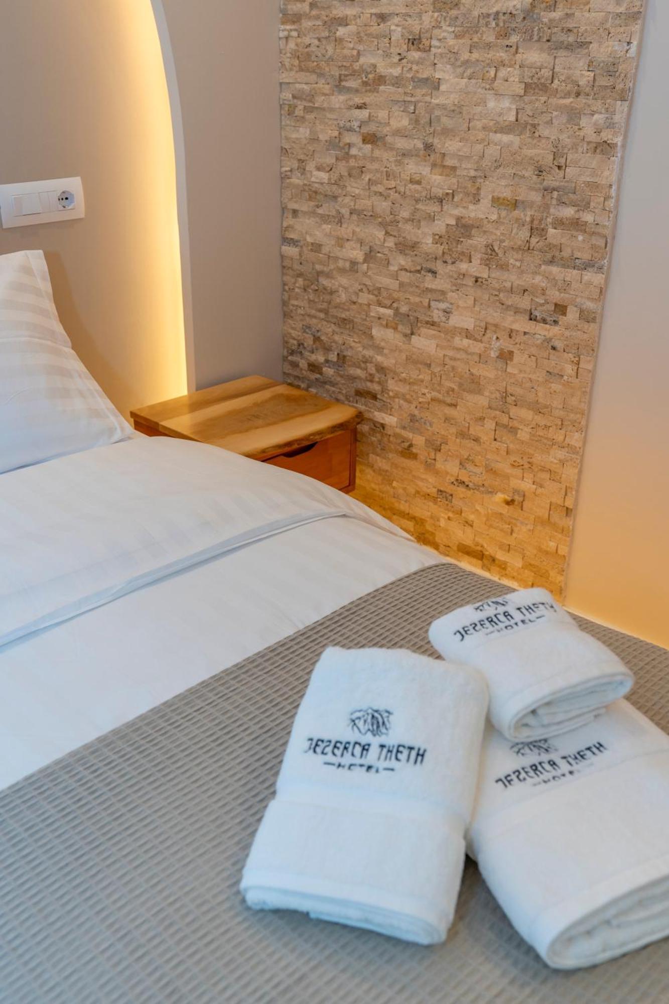Hotel Jezerca Тети Экстерьер фото